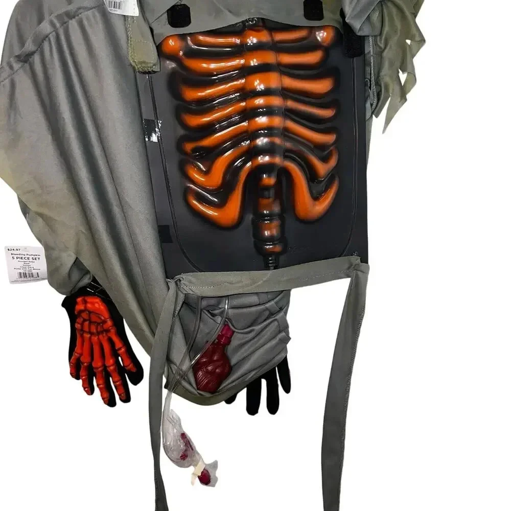 Evil‎ pumpkin skeleton with bleeding heart mask not included boy’s Medium